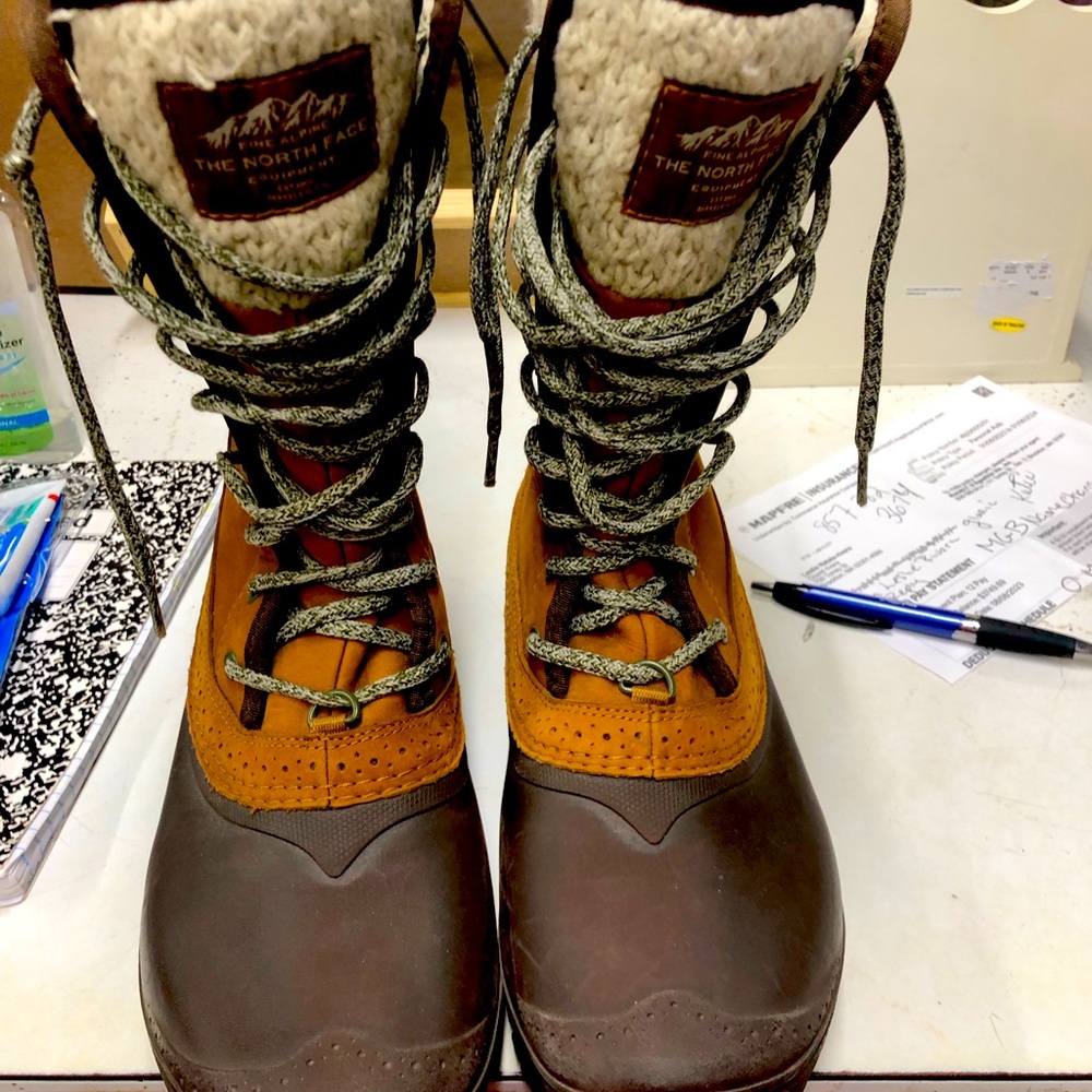 Northface boots